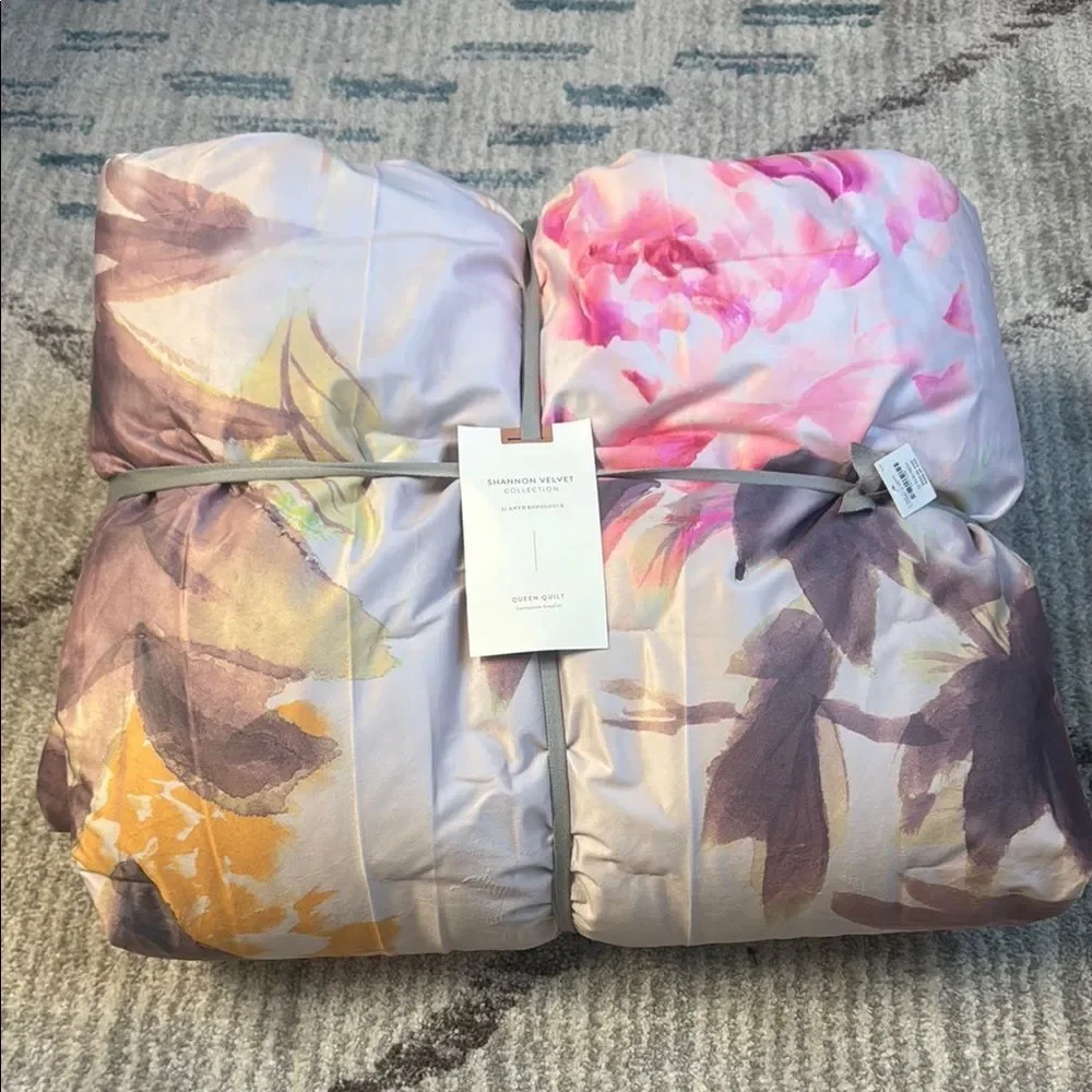 Anthropologie Velvet Shannon Floral Quilt Pink Neutral Queen NWT